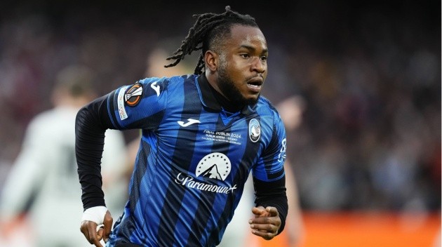 Ademola Lookman, cầu thủ chạy cánh hàng đầu, đang thu hút sự quan tâm của nhiều đội bóng lớn tại châu Âu.