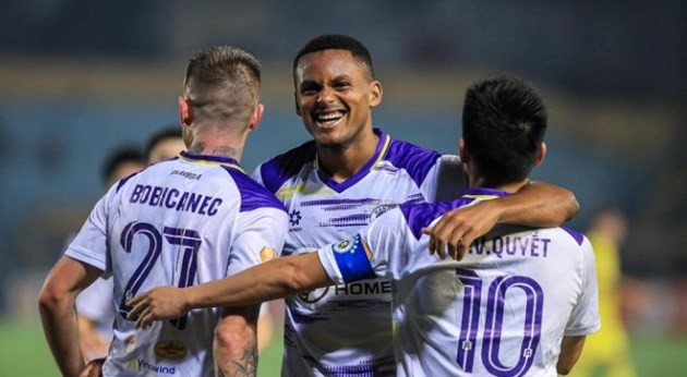 Hình ảnh ăn mừng của các cầu thủ Hà Nội FC sau một trận thắng.