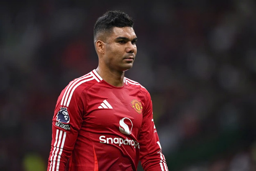 Casemiro thi đấu ở vị trí trung vệ dự kiến trong sơ đồ 3-4-3 của MU dưới thời HLV Amorim