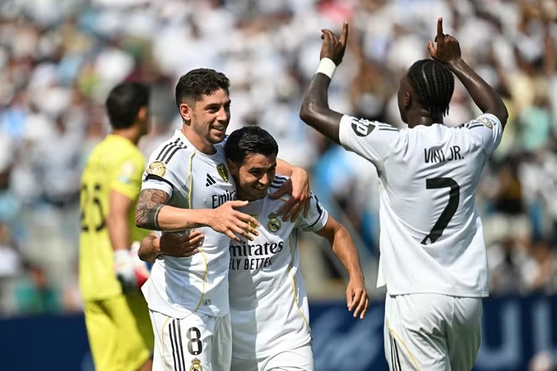 Chủ tịch Real Madrid Florentino Perez phát biểu về việc tăng tần suất Club World Cup để tăng nguồn thu cho các CLB.