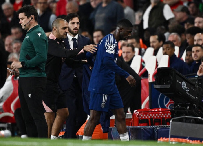 Ousmane Dembele rời sân vì chấn thương trong trận PSG thắng Arsenal bán kết Cúp C1