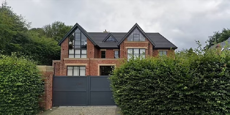 Căn biệt thự sang trọng của Alejandro Garnacho tại Bowdon, Greater Manchester đang được rao bán.
