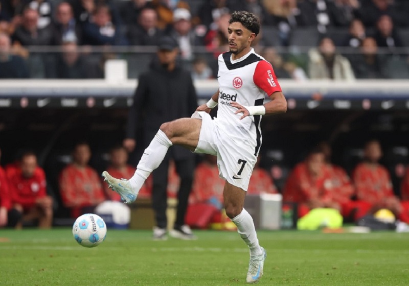 Omar Marmoush: Mức lương khủng khi gia nhập Man City, tăng gấp 5 lần so với Eintracht Frankfurt