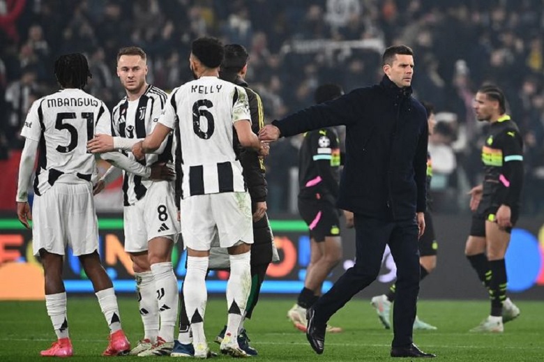 HLV Erik ten Hag, cựu thuyền trưởng Manchester United, đang được Juventus xem xét thay thế Thiago Motta.