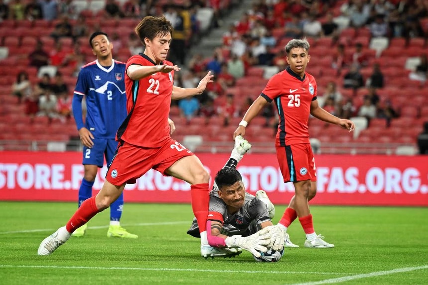 Gillespye Jung Karki ghi bàn thắng duy nhất vào lưới Singapore