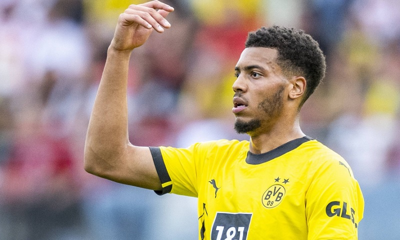Tiền vệ Felix Nmecha, cầu thủ sinh năm 2000 và trụ cột của Dortmund, là mục tiêu chuyển nhượng hàng đầu của MU.