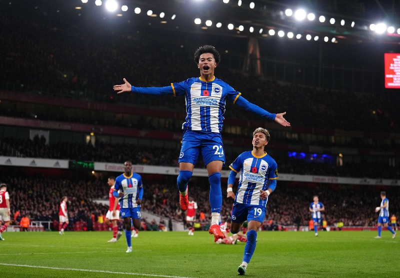 Kaoru Mitoma, ngôi sao chạy cánh của Brighton, thể hiện phong độ ấn tượng tại Premier League