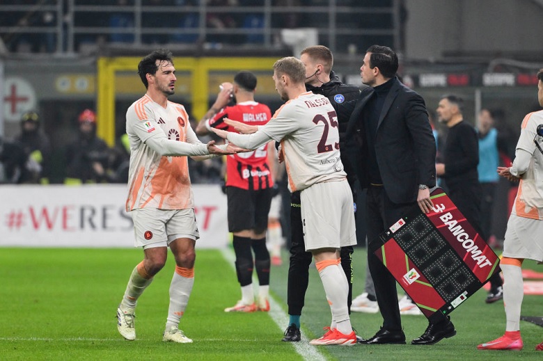 Mats Hummels không còn duy trì được phong độ đỉnh cao ở tuổi 36