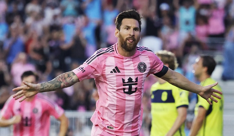 Lionel Messi ăn mừng bàn thắng, vinh dự nhận giải Cầu thủ xuất sắc nhất tuần MLS lần thứ 10