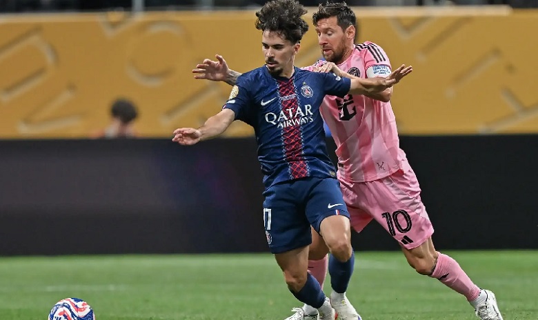 Messi vung tay vào Vitinha trong trận đấu gây tranh cãi của PSG