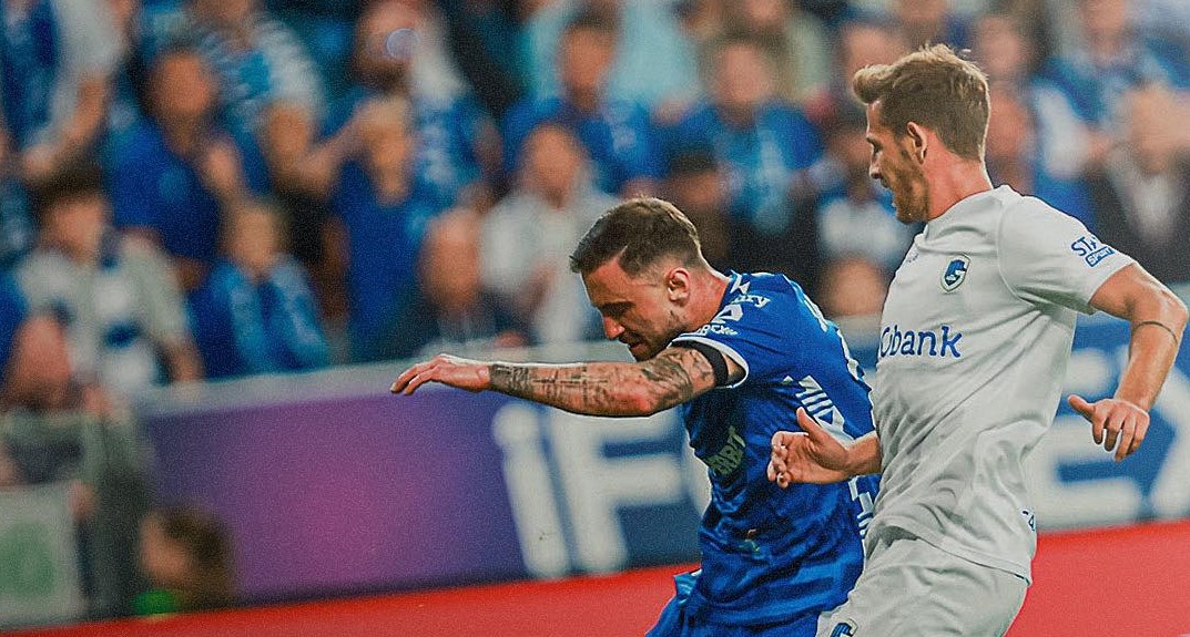 Hình ảnh tổng quan trận đấu Genk vs Lech Poznan, vòng loại Europa League