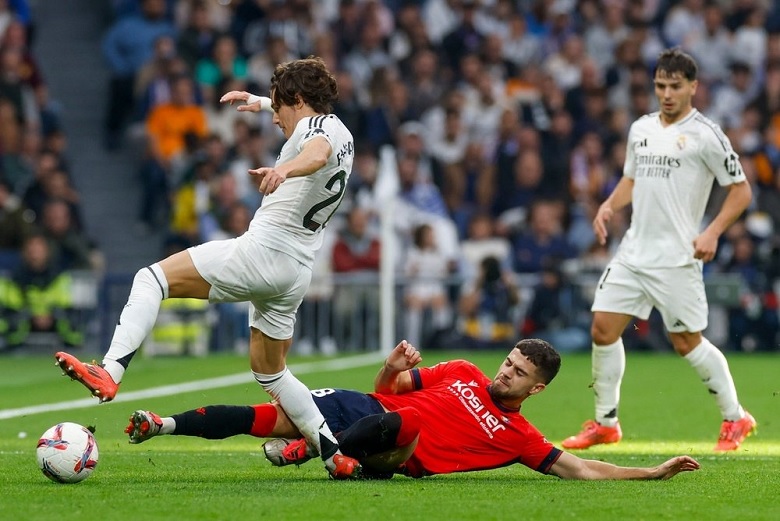 Kỳ chuyển nhượng Real Madrid hè 2025: Xabi Alonso thanh lý và chiêu mộ nhiều ngôi sao để tái thiết đội hình