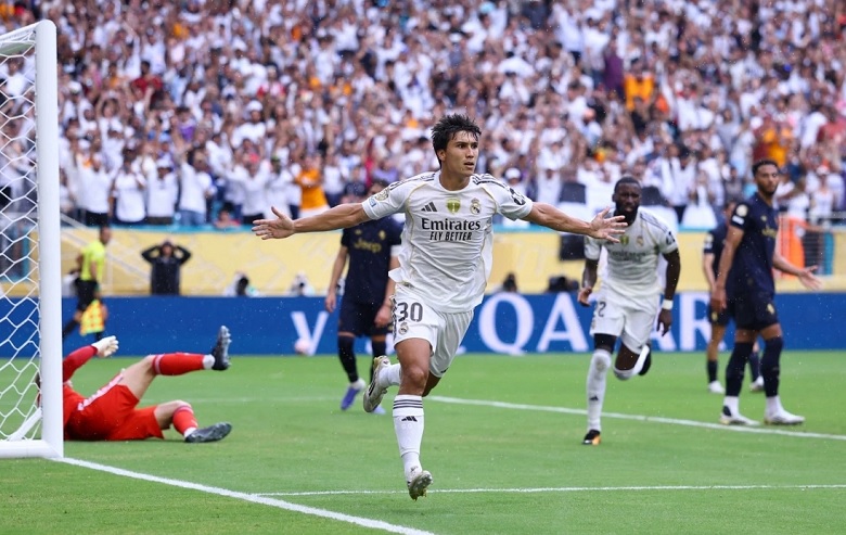 Real Madrid giành chiến thắng tối thiểu trước Juventus tại Club World Cup