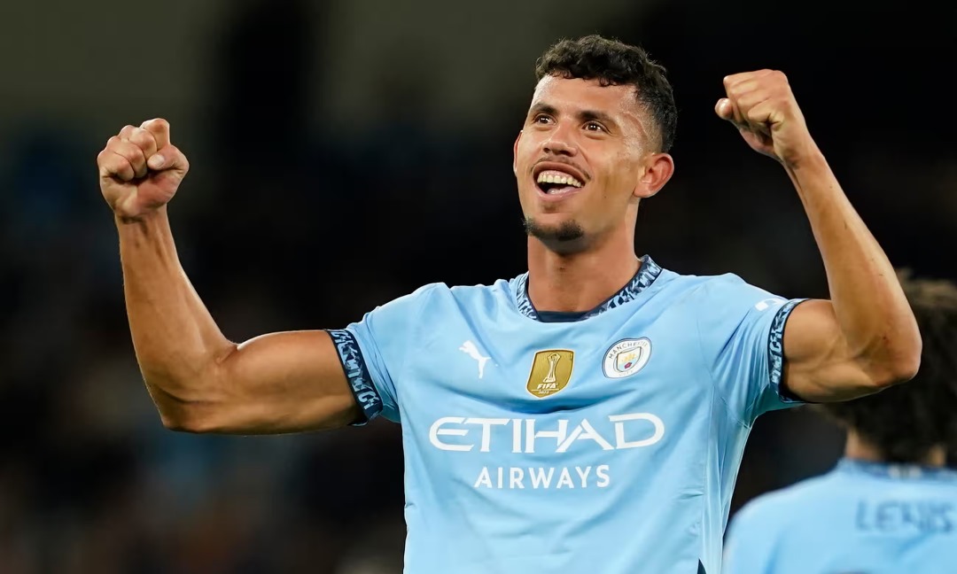 Matheus Nunes, tiền vệ Manchester City, đối mặt với cáo buộc sau vụ việc giật điện thoại tại hộp đêm Madrid