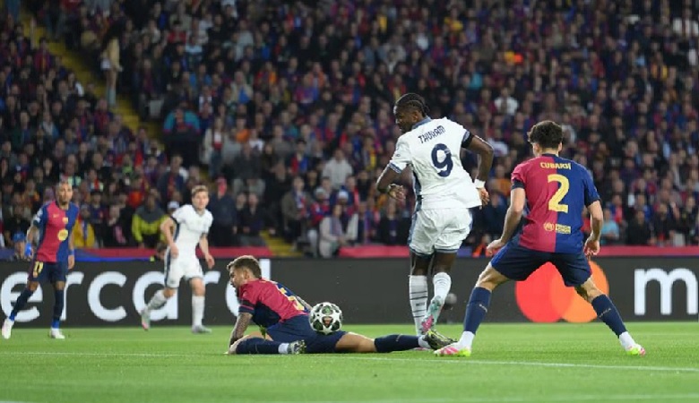 Marcus Thuram ăn mừng bàn thắng lịch sử ở giây 30 vào lưới Barcelona tại bán kết Champions League