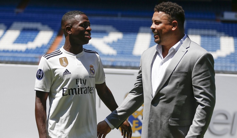 Vinicius Junior, tiền đạo Real Madrid, ăn mừng sau khi san bằng kỷ lục ghi bàn của Ronaldo Nazario.