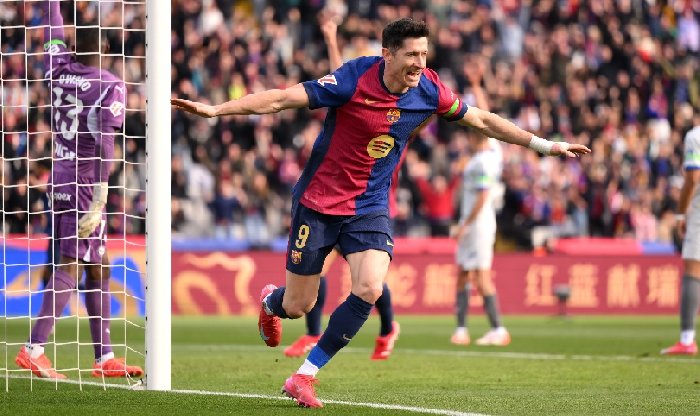 barcelona-thoi-lua-vao-cuoc-dua-vo-dich-la-liga_1738539420.jpg