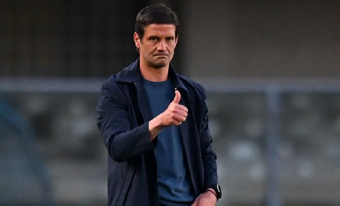 cristian-chivu-tro-thanh-tan-hlv-truong-inter-milan_1749174366.jpg