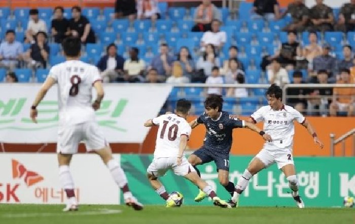 nhan-dinh-soi-keo-jeju-sk-vs-gwangju-17h00-ngay-30-8-hat-trick-that-bai_1756489459.jpg