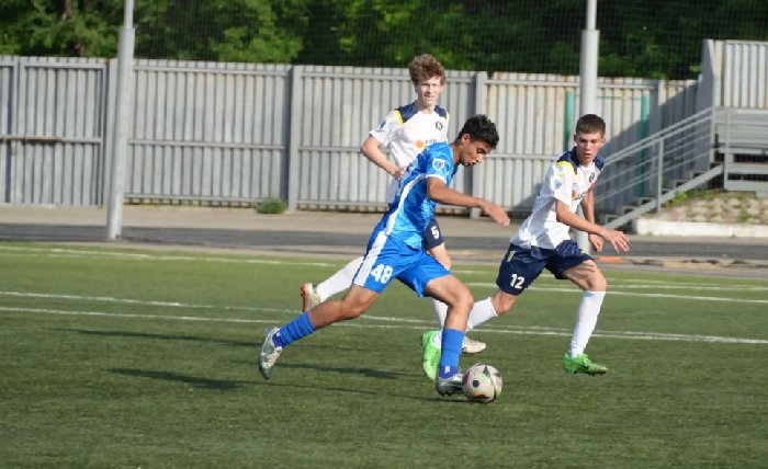 nhan-dinh-soi-keo-khan-tengri-vs-altay-21h00-ngay-27-6-giang-co-quyet-liet_1750999777.jpg