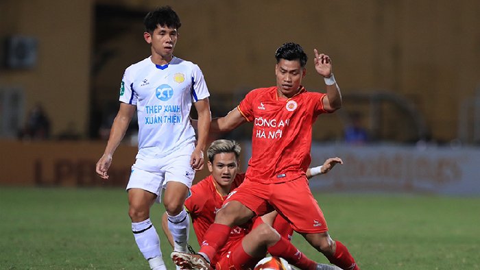 nhan-dinh-soi-keo-nam-dinh-vs-cong-an-ha-noi-18h00-ngay-9-8-chu-nha-kem-vui_1754668330.jpg