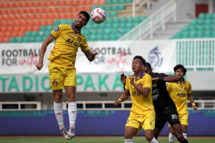 nhan-dinh-soi-keo-persik-kediri-vs-dewa-united-19h00-ngay-22-8-kho-phan-thang-bai_1755794303.jpg